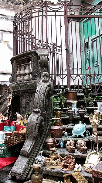 via dei tribunali.jpg